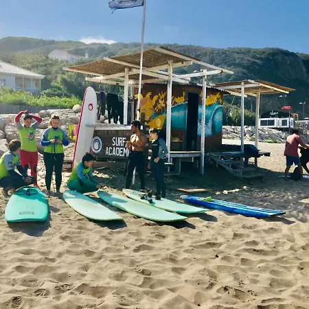 Oasis Backpackers Sintra Surf Colares