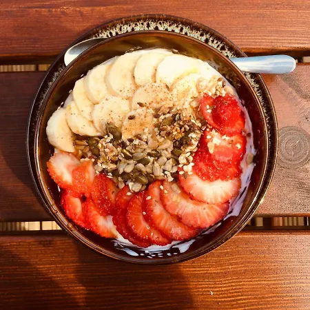 Oasis Backpackers Sintra Surf Ostello *