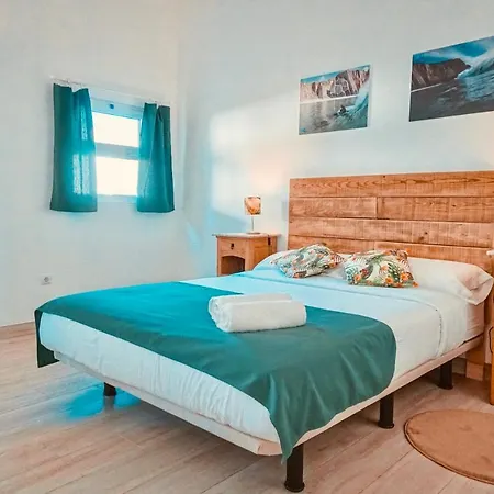 Oasis Backpackers Sintra Surf *