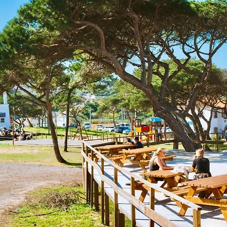 Oasis Backpackers Sintra Surf Ostello