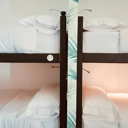 Oasis Backpackers Sintra Surf Colares