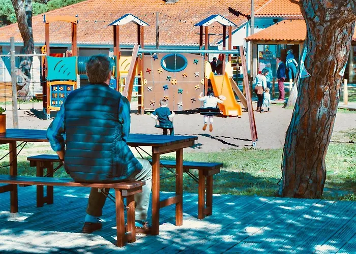 Oasis Backpackers Sintra Surf Albergue