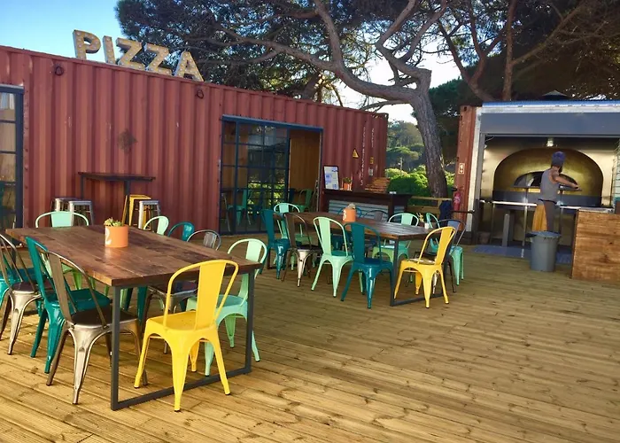 Albergue Oasis Backpackers Sintra Surf *