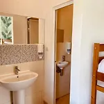 Oasis Backpackers Sintra Surf Hostel