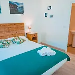 Hostel Oasis Backpackers Sintra Surf Colares