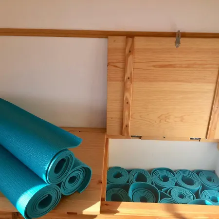 Oasis Backpackers Sintra Surf Hostel *