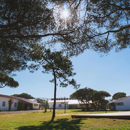 Oasis Backpackers Sintra Surf *