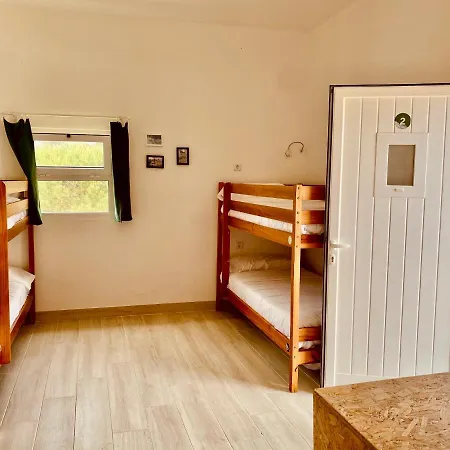 Oasis Backpackers Sintra Surf Хостел Коларес
