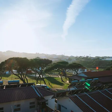 Хостел Oasis Backpackers Sintra Surf