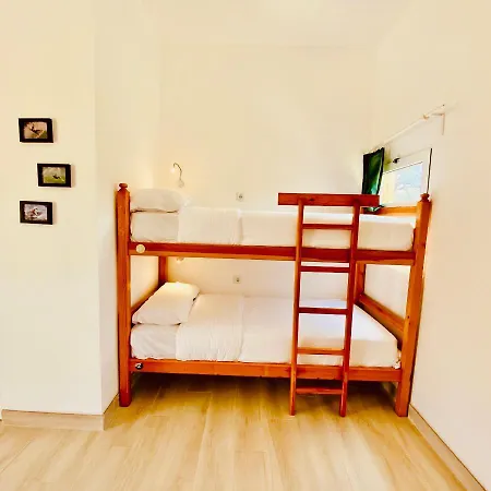 Hostel Oasis Backpackers Sintra Surf Colares