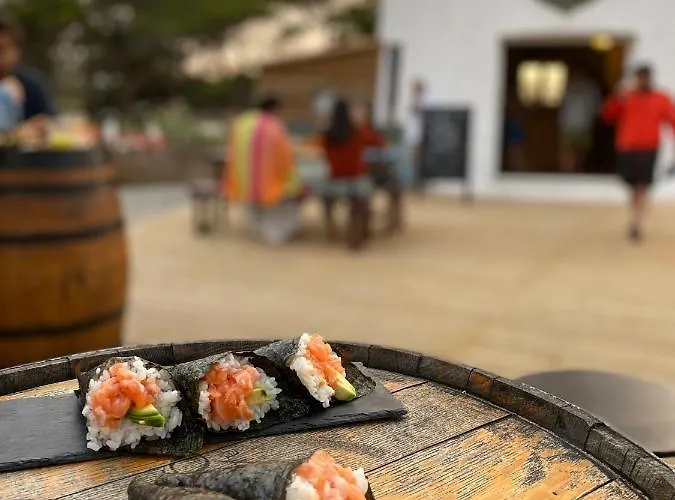 Oasis Backpackers Sintra Surf Hostel *