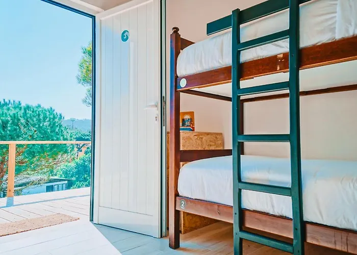 Oasis Backpackers Sintra Surf Colares