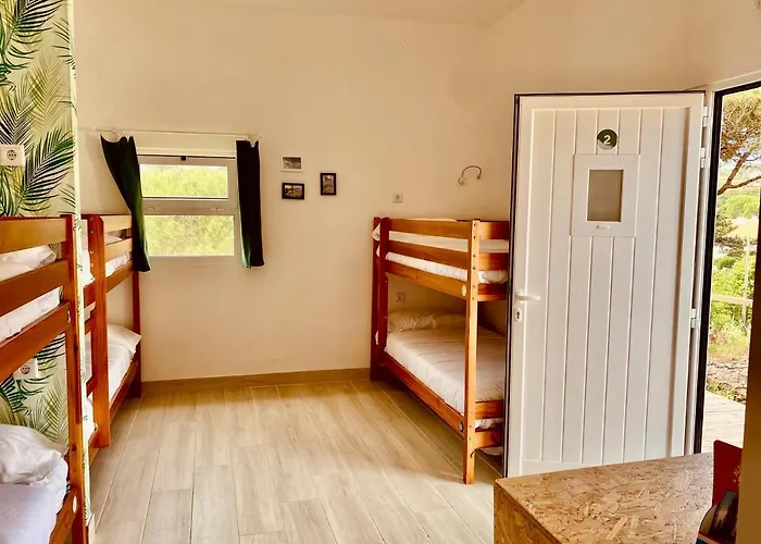 Oasis Backpackers Sintra Surf Albergue Colares