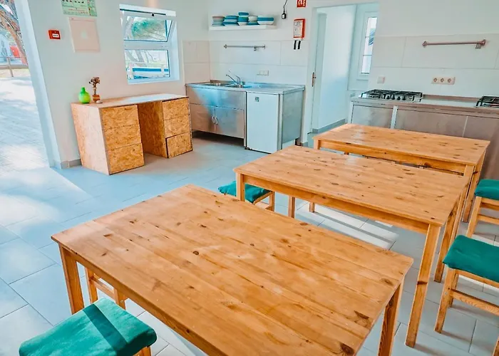 Oasis Backpackers Sintra Surf Colares