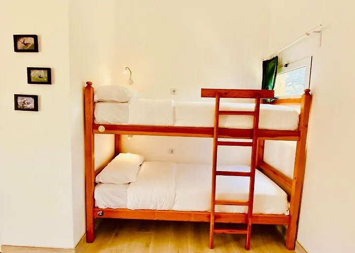 Albergue Oasis Backpackers Sintra Surf Colares