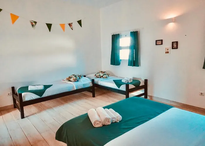 Hostel Oasis Backpackers Sintra Surf Colares