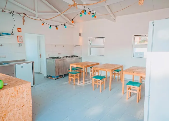 Oasis Backpackers Sintra Surf Albergue Colares