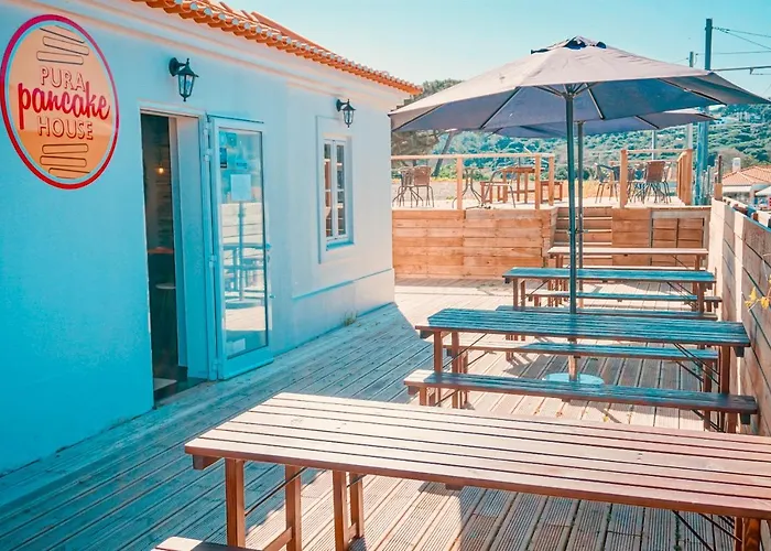 Oasis Backpackers Sintra Surf Albergue Colares